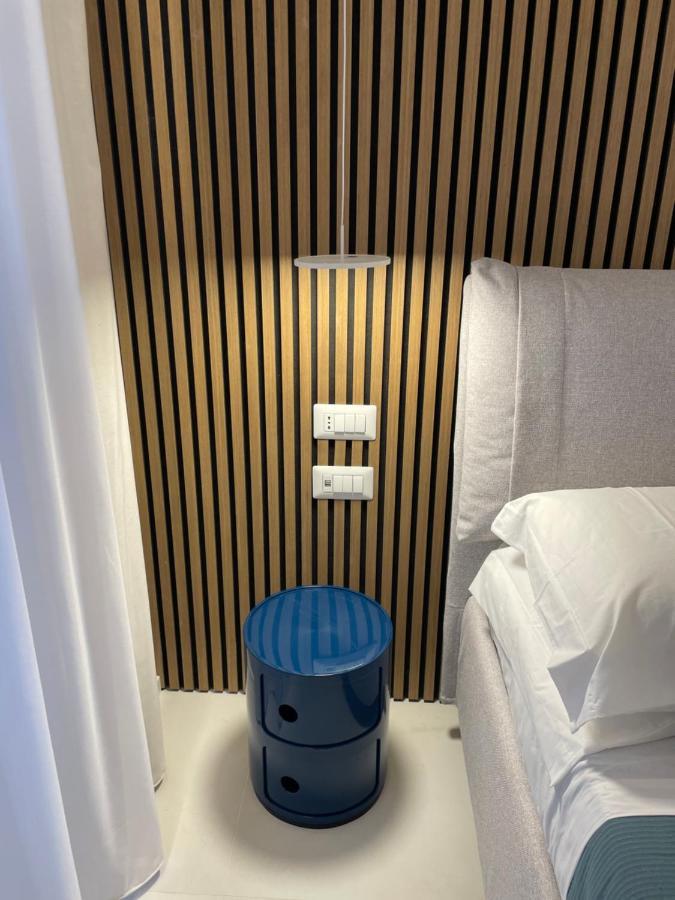 La Finestra Sul Mare Modern Apartment 지아르디니낙소스 외부 사진